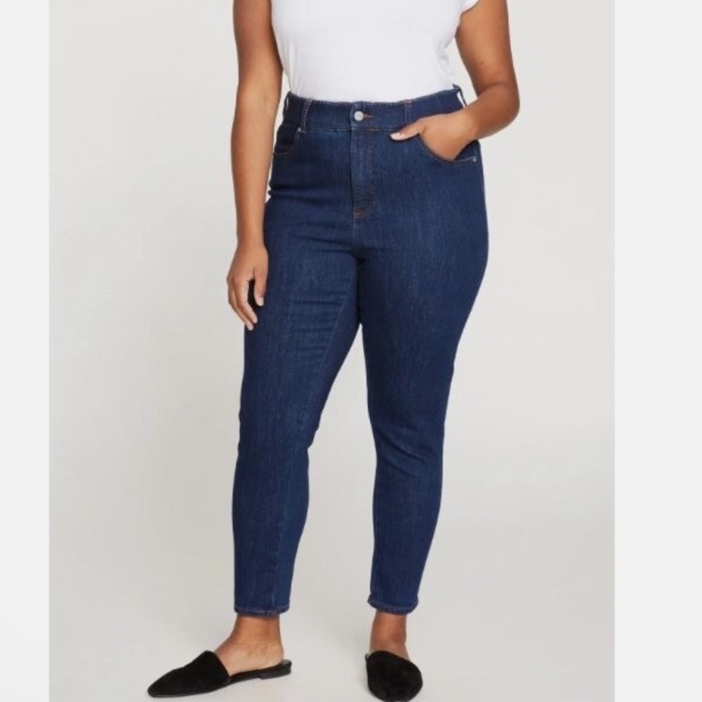 Universal Standard Riviera High Rise Jeans size 00
